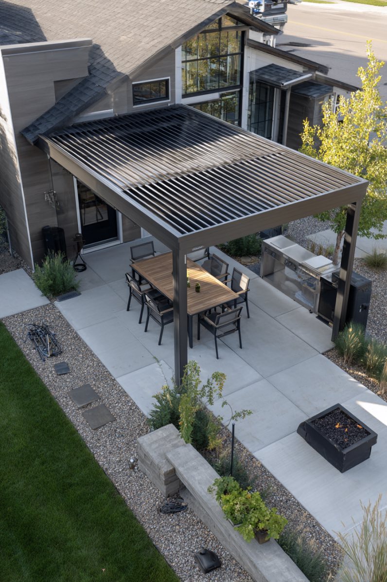 Sleek Shade and Warmth in Yard