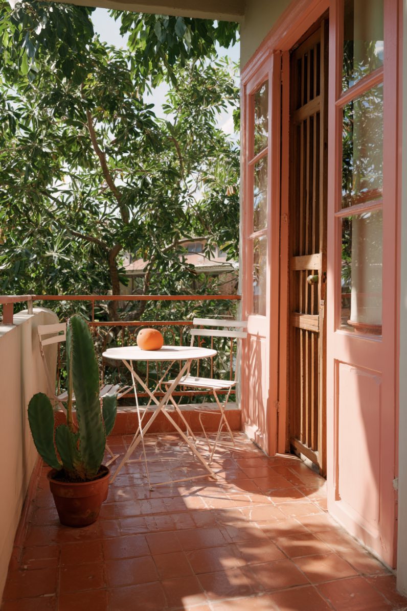 Peachy Views and Terracotta Vibes