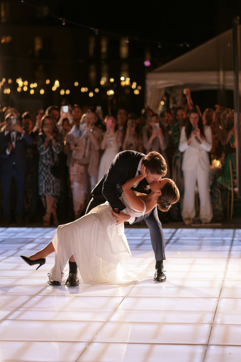 Elegant Wedding Dance Floor Ideas