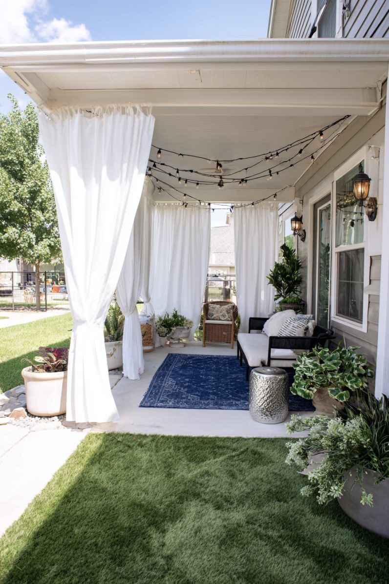 Porch with Curtain Ideas for Seamless Outdoor Living