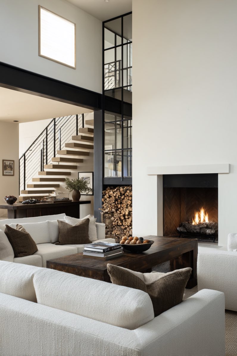 Minimalist Warmth with a Twist