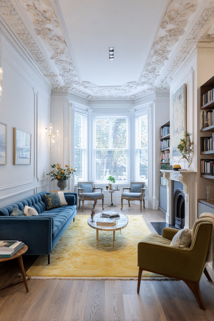 London Elegance with a 60s Twist