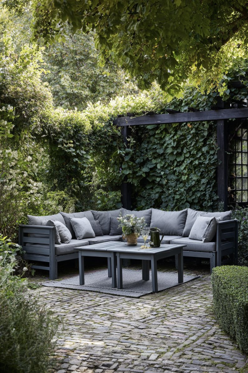Grey Patio Garden Retreat